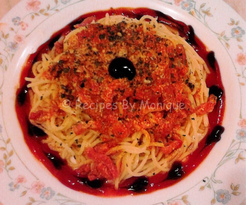 Spaghete cu Sos