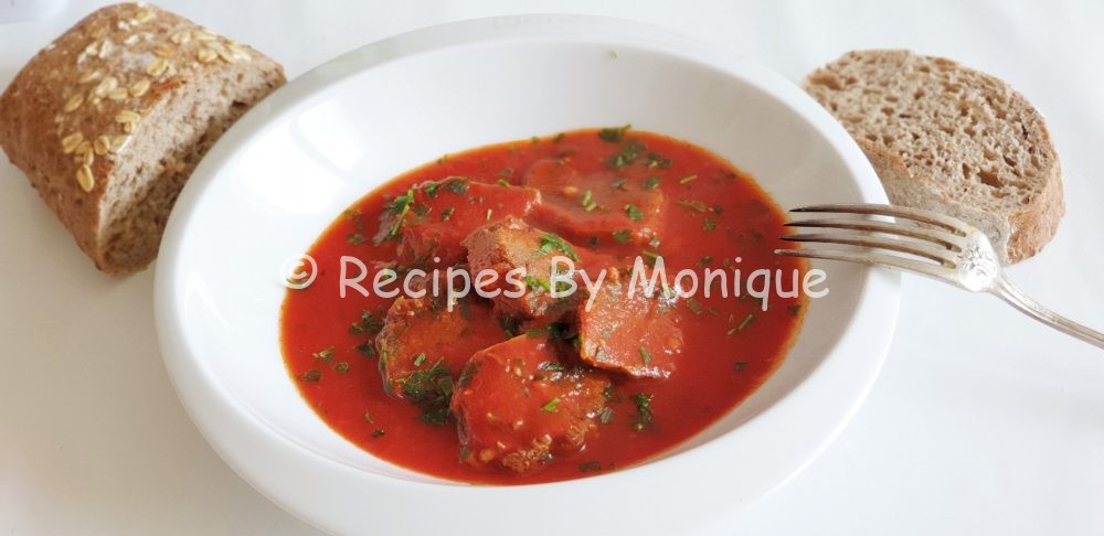 Limbă de porc cu sos de roșii 